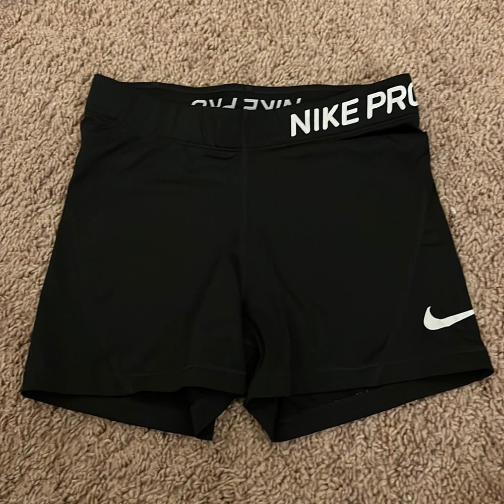 Like New Nike Pro Spandex Short